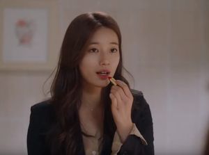 6 Cara Menipiskan Bibir dengan Trik Makeup