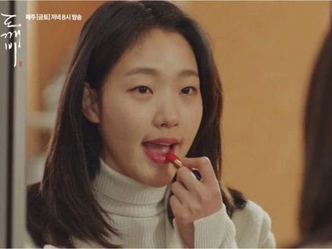 5 Lipstik Artis Korea yang Jadi Incaran Usai Muncul di Drakor Populer