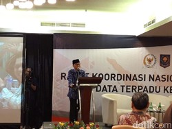 Rakor Bareng Mensos, Komisi VIII Singgung Kepala Daerah Tak Kooperatif