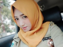 Viral Jadi Kades Cantik, Angely Emitasari pun Kini Punya Pacar