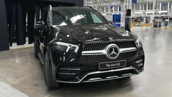 Dua SUV Terbaru Mercedes-Benz Rakitan Indonesia