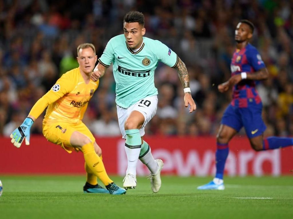 Pelatih Argentina: Messi Bisa Sempurnakan Lautaro Martinez di Barcelona Pelatih Argentina: Messi Bisa Sempurnakan Lautaro Martinez di Barcelona