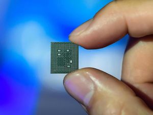 Snapdragon 875 Bakal Libas A14 Bionic di iPhone 12