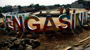 Pembangunan Taman Bermain di Pengasinan