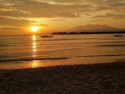 Syahdunya Matahari Pagi di Gili Trawangan