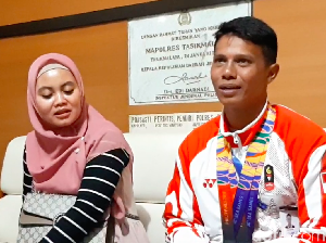 Kisah Haru Taufik, Peraih Emas SEA Games yang Pulang Naik Angkot