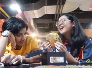 Wow! Cinta dan Nino Kuya Habiskan Roti Bakar Berlapis Emas 24 Karat