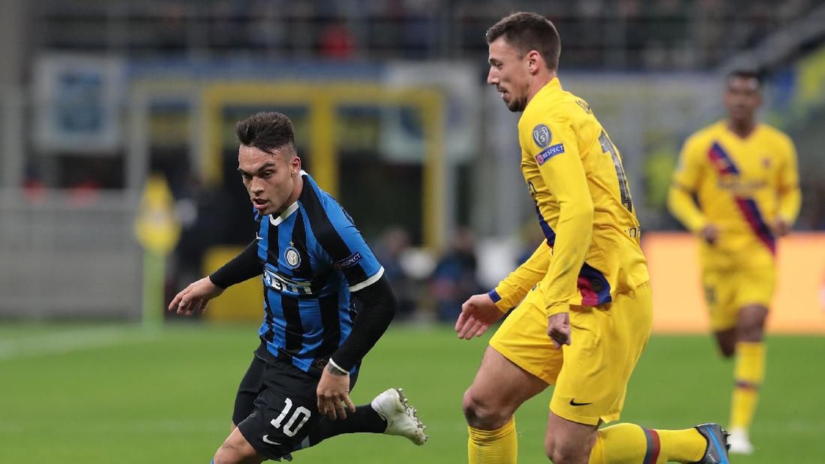 Inter Milan tersingkir di fase grup Liga Champions usai dikalahkan Barcelona. (Foto: Emilio Andreoli / Getty Images)