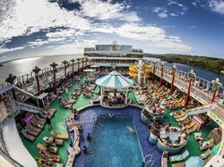 Rahasia Menyeramkan di Balik Pesta Es Krim Kru Kapal Pesiar