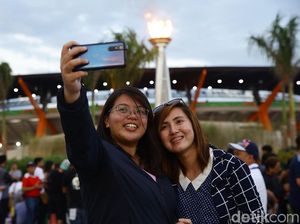 Antusias Warga Filipina Saksikan Penutupan SEA Games 2019