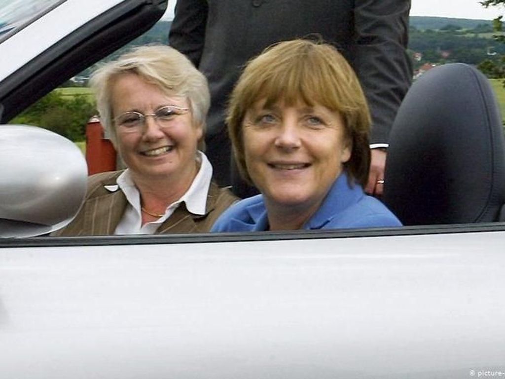 Seandainya Tembok Berlin Tidak Runtuh, Apa Saja Impian Angela Merkel? Seandainya Tembok Berlin Tidak Runtuh, Apa Saja Impian Angela Merkel?
