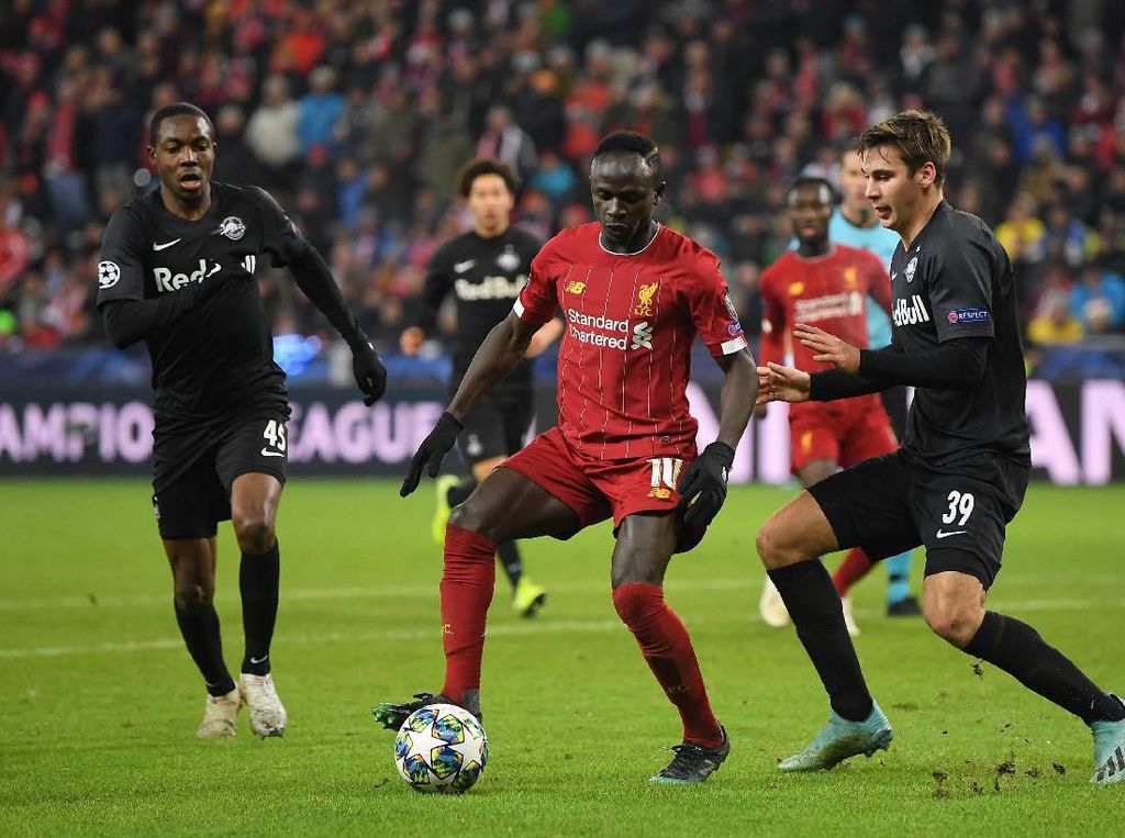 Bantu Liverpool Lolos, Mane Minta Maaf pada Salzburg Bantu Liverpool Lolos, Mane Minta Maaf pada Salzburg