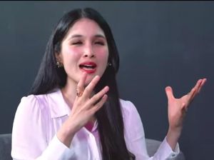 Imlek Dapat Cincin Berlian Mewah, Sandra Dewi Bikin Iri