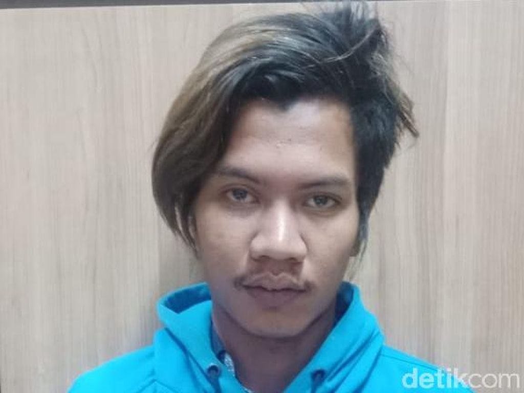 Gegara Salah Pencet, Pria Ini Dilaporkan Cabuli Anak di Bawah Umur Gegara Salah Pencet, Pria Ini Dilaporkan Cabuli Anak di Bawah Umur