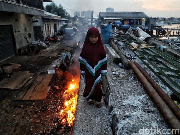 Potret Pilu Permukiman Warga di Pesisir Utara Jakarta