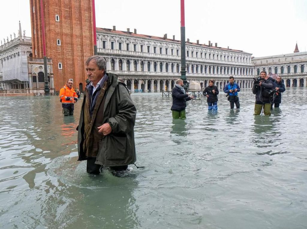 Setelah Dihantam Banjir, Venesia Sepi Turis Setelah Dihantam Banjir, Venesia Sepi Turis