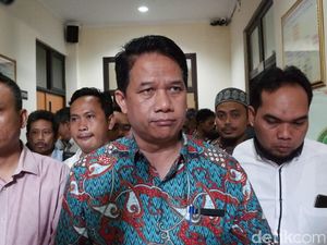 MA Tolak Kasasi Suteki soal Dicopot dari Undip Gara-gara Jadi Saksi Ahli HTI MA Tolak Kasasi Suteki soal Dicopot dari Undip Gara-gara Jadi Saksi Ahli HTI