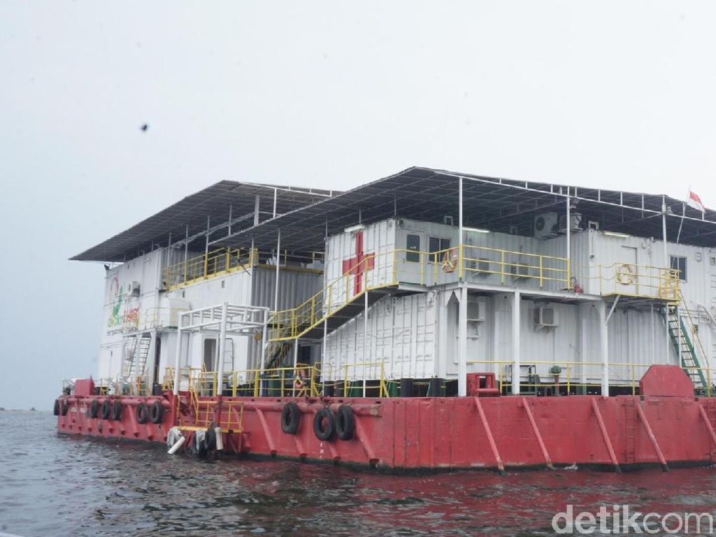 Cerita Relawan RS Apung, Operasi Jalan Terus Meski Dihantam Ombak Tinggi