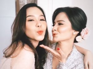 Senyum Cut Tari Menikah dengan Richard Kevin, Ini Fotonya Senyum Cut Tari Menikah dengan Richard Kevin, Ini Fotonya