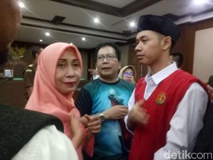 Video: 5 Penyidik Polres Jakbar Diperiksa Soal Disetrumnya Lutfi Video: 5 Penyidik Polres Jakbar Diperiksa Soal Disetrumnya Lutfi