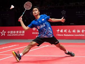 Axelsen Mundur, Anthony ke Semifinal BWF Finals