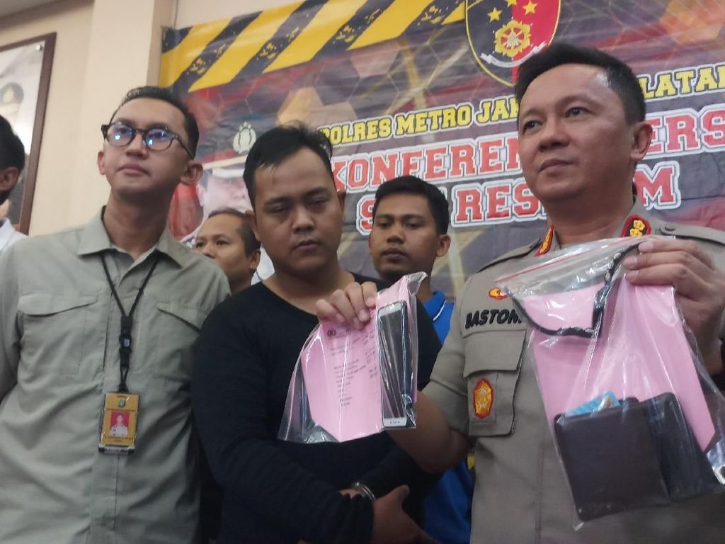 Polisi Ungkap Motif Pelaku yang Cap Anggota Banser Kafir: Kesal Dipepet Polisi Ungkap Motif Pelaku yang Cap Anggota Banser Kafir: Kesal Dipepet