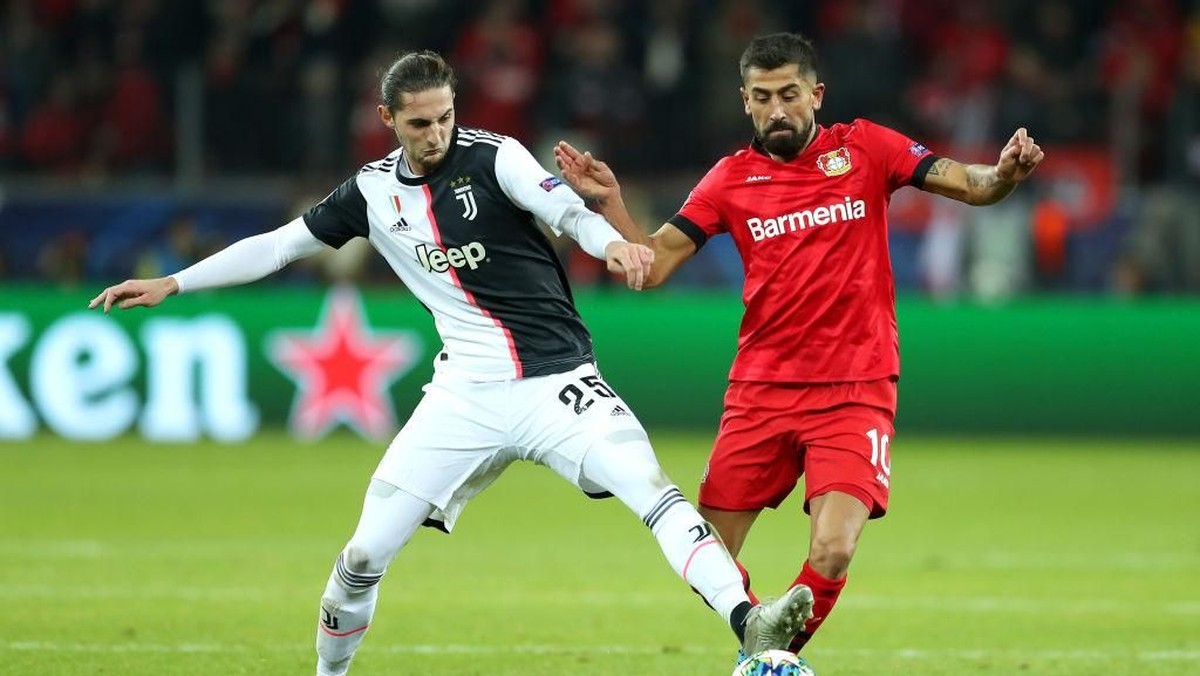 Bayern Leverkusen vs Juventus masih tanpa gol di babak pertama (Foto: Lars Baron/Getty Images)