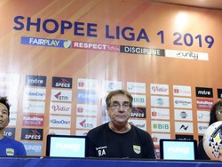 Robert Alberts Sebut Persib Bandung Dinaungi Keberuntungan