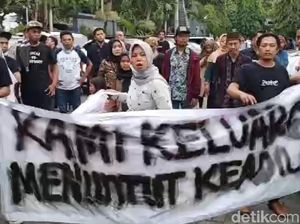 Sidang Kasus Pembunuhan di Banyuwangi, Keluarga Korban Kejar Terdakwa