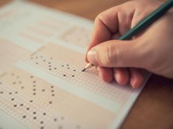 10 Contoh Soal PAI Kelas 7 Semester 1, Yuk Latihan!