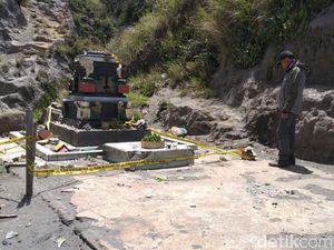 Sikap Tenang Warga Sikapi Perusakan Tempat Sembahyang di Bromo Diapresiasi Sikap Tenang Warga Sikapi Perusakan Tempat Sembahyang di Bromo Diapresiasi