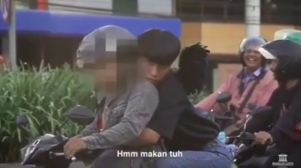 Kocak!  Viral Aksi Pelanggar Lalu Lintas Bawa Kabur Waria