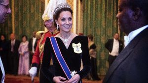 Kate Middleton Pakai Tiara Putri Diana Lagi, Aura Ratunya Terpancar