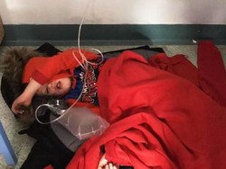 Foto Pasien Anak Terbaring di Lantai Rumah Sakit Gemparkan Publik Inggris