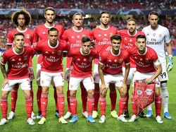 Di Grup G, Benfica kalah bersaing dengan RB Leipzig dan Lyon. Klub asal Portugal itu finis ketiga dengan tujuh poin, hanya kalah satu angka dari Lyon yang jadi runner-up. Foto: Octavio Passos/Getty Images