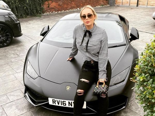 Model Dihujat, Blak-blakan Beli Lamborghini Rp 3,6 M dari Jual Foto Syur