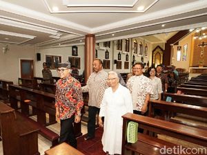 Jelang Natal, Bupati Anas: Pemda Turut Berbahagia