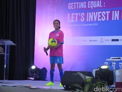Potret 6 Wanita yang Dobrak Stereotip, Kapten Bola Hingga Direktur Konstruksi