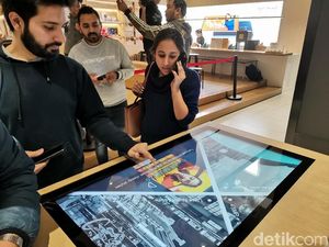 Keliling Toko Flagship Oppo yang Mewah di China Keliling Toko Flagship Oppo yang Mewah di China