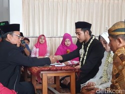 Sah, Tahanan Polresta Sidoarjo Menikah di Masjid Mapolres