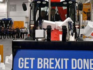 Pembahasan Brexit Alot, Inggris Dibayangi Badai Pengangguran Pembahasan Brexit Alot, Inggris Dibayangi Badai Pengangguran