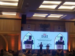 Maruf Amin Minta Sri Mulyani Kembangkan Ekonomi Syariah RI