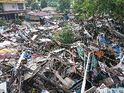 Coba Lihat! Sampah Penggusuran Menggunung di Kantor Satpol PP Medan