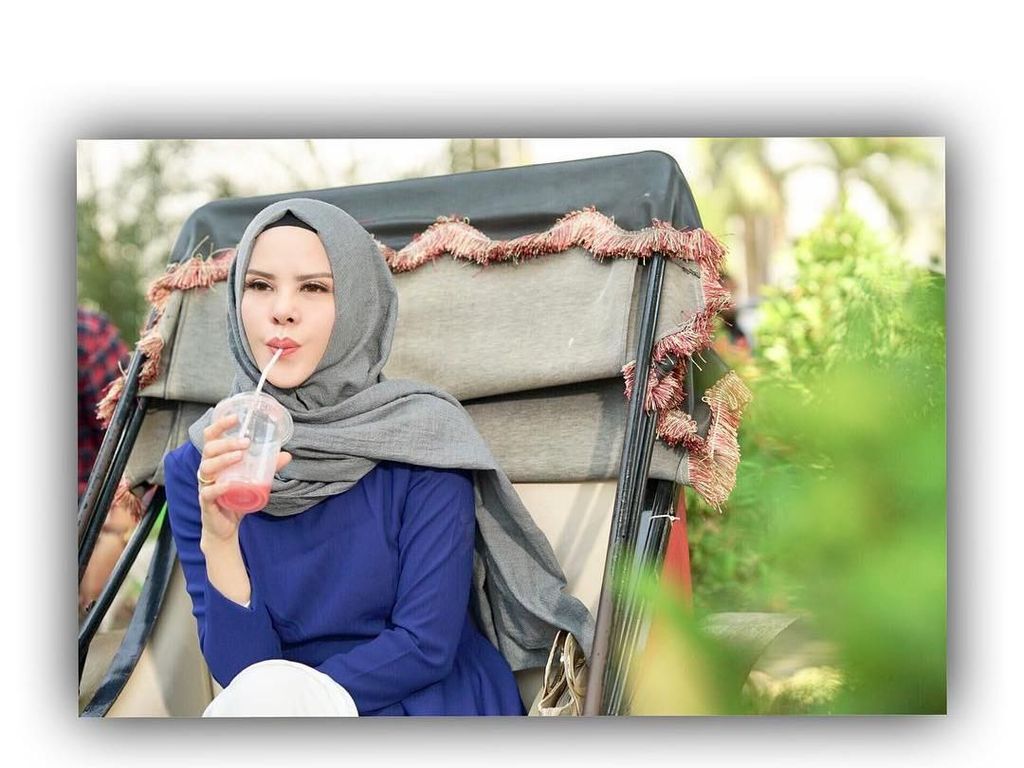 Angel Lelga Lega Bisa Cerai dari Vicky Prasetyo Angel Lelga Lega Bisa Cerai dari Vicky Prasetyo