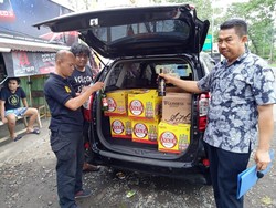 Polres Gowa Sita Ratusan Botol Miras Ilegal