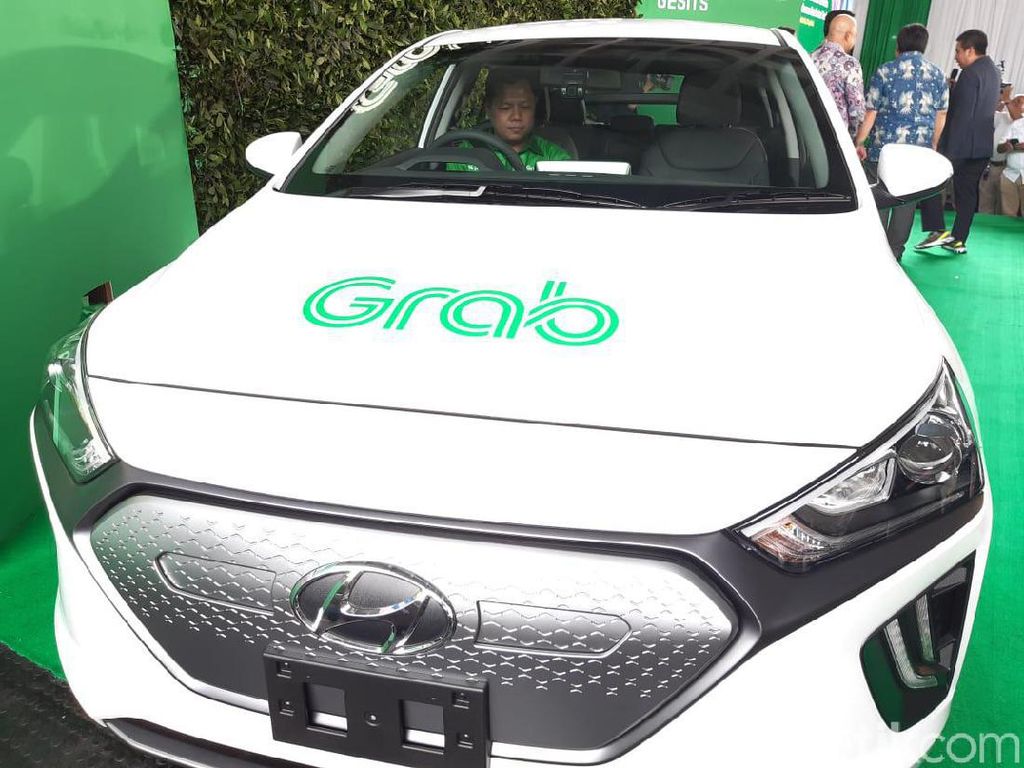 Grab Nonaktifkan Akun Driver yang Viral Nyaris Culik Perempuan Grab Nonaktifkan Akun Driver yang Viral Nyaris Culik Perempuan