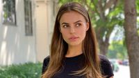Cantiknya Brooks Nader yang Tampil Superseksi di Acara Sports Illustrated