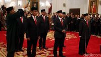 Momen Jokowi Lantik Dewan Pertimbangan Presiden
