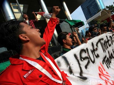 Aksi Mahasiswa Dukung Penyelesaian Kasus Korupsi