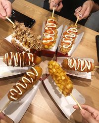 Di Sini Bisa Ngemil Corn Dog, Jajanan Korea Hits yang Bikin Kenyang